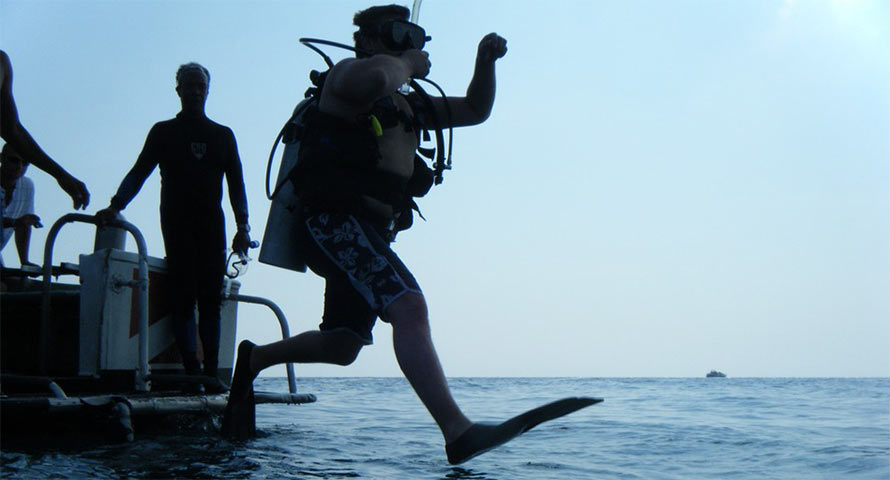 Galle Things To Do - SCUBA Diving