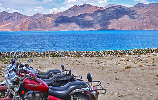 Ladakh Motorcycle Trip - Khardungla bike - Pangong Lake