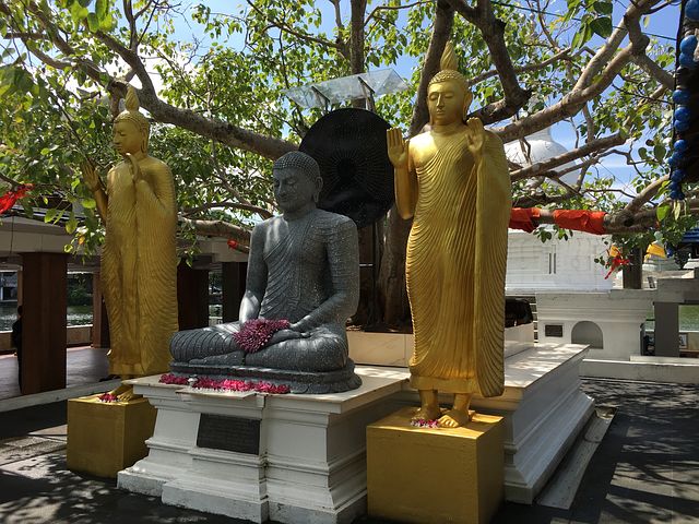 Things To Do in Colombo - Gangaramaya Temple