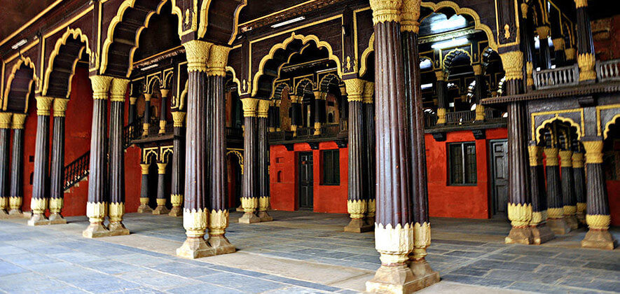 Tipu sultan summer palace - Bangalore Sightseeing