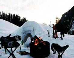 Manali Snow Adventure with Igloo Making and Snow Trek