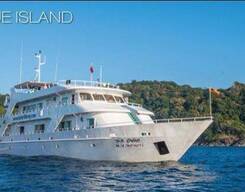 Scuba Diving on Liveaboard Cruise in Andamans