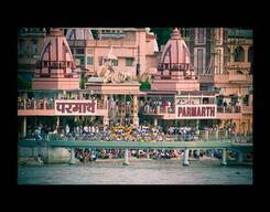 Night Walking Tour of Ashrams of Rishikesh