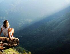 Nine Arch Bridge, Little Adam's Peak and Ella Rock Day Tour