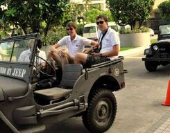PRIVATE TOUR OF COLOMBO IN A WORLD WAR II JEEP