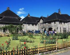 Adisham Tour with Scenic Train Ride from Ella
