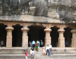 Elephanta Caves Guided Tour from Mumbai