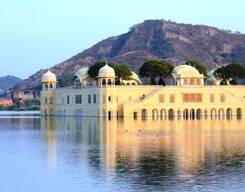 Jaipur 2 Day Sightseeing Tour From Agra