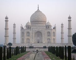Agra & Mathura-Vrindavan Day Tour from Delhi