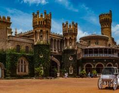 Palaces and Museums of Bangalore City Tour