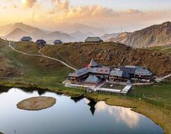 Prashar Lake Trek from Baggi