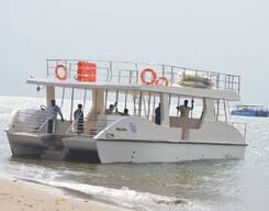 Boat Cruise Adventure with Drinks and Lunch in Goa
