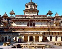Orchha 2 Day Sightseeing Tour from Bhopal