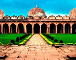 Mandu One Day Sightseeing Tour from Ujjain