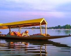 Package Tour of Kashmir - The Pardise on Earth