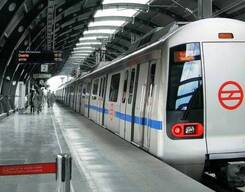 Guided Tour of Delhi by Metro Rail