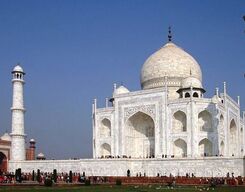 Mathura-Vrindavan & Agra 2 Day Sightseeing Tour from Delhi