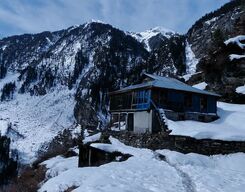 Hampta Valley, Manali Snow Trek and New Year Celebrations