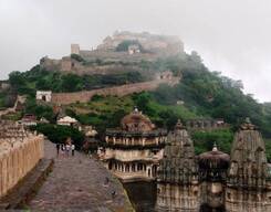 Jodhpur To Udaipur Via Ranakpur Jain Temple, Kumbhalgarh Fort & Nathdwara