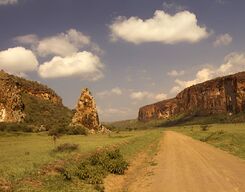 Hell’s Gate and Lake Naivasha Day Trip from Nairobi
