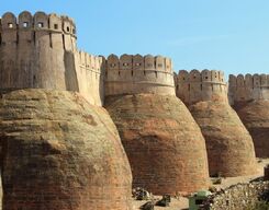 Watch Kumbhalgarh Fort and Ranakpur Temple with Jodhpur Drop from Udaipur