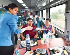 Taj Mahal Day Tour By Gatimaan Express Train From Delhi
