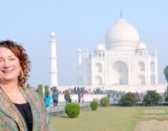 Sunrise Taj Mahal Tour from Delhi by Private Car