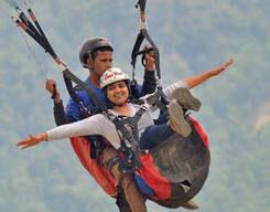 Paragliding at Bir Billing