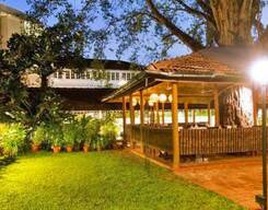Kumarakom Houseboat and Resort - 2 Nights 3 Days