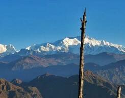 Winter Phoktey Dara Trek