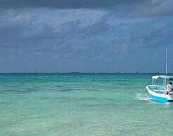 Special Snorkeling with Private Boat off Havelock Island