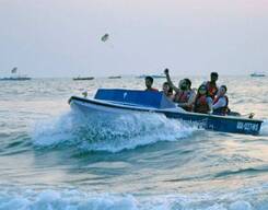 Speed Boat Ride In Goa