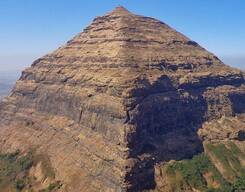 Salher Salota Trek, Maharashtra