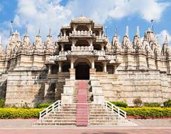 Kumbhalgarh & Ranakpur Day Tour from The City of Udaipur