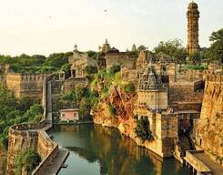 Chittorgarh Sightseeing Day Tour from The City of Udaipur