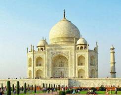Agra Day Tour from Delhi with Taj Mahal and Agra Fort