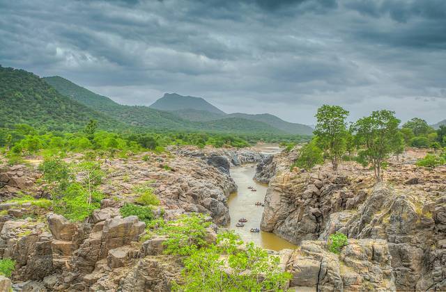 Hogenakkal Falls