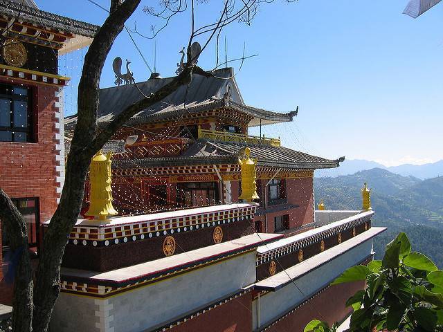 Thrangu Tashi Yangtse Monastery