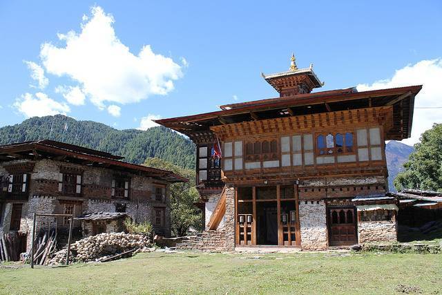 Ngang Lhakhang