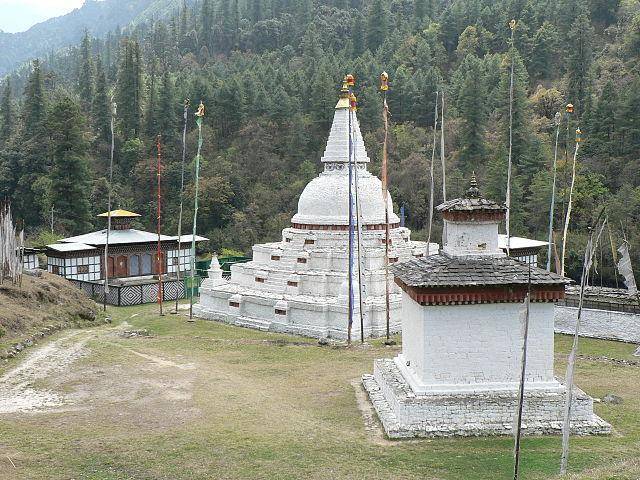 Chendebji Chorten