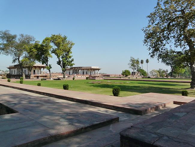 Ram Bagh, Agra - Offbeat Places in Agra