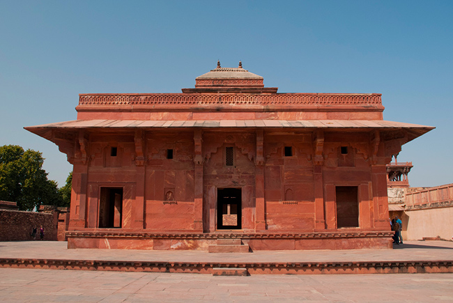 Tomb of Mariam Zamani, Sikandra - Explore Agra