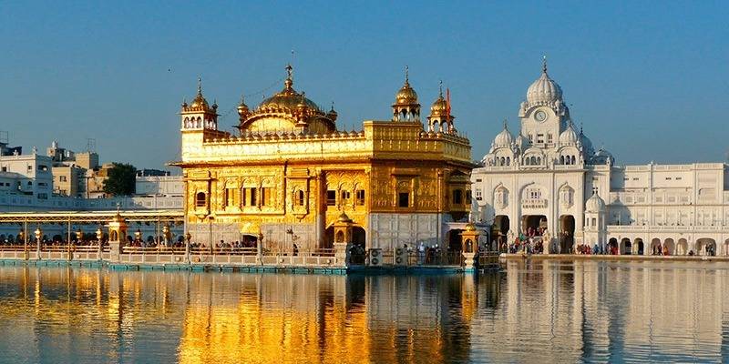 Must-See Landmarks in India - Golden Temple
