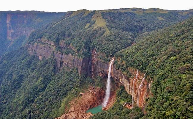Natural Wonders of India: Nohkalikai Falls