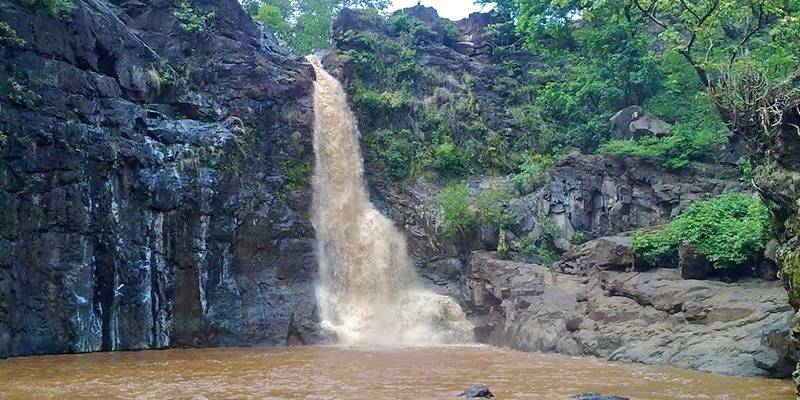 Offbeat places in Gujarat - Ninai Waterfall