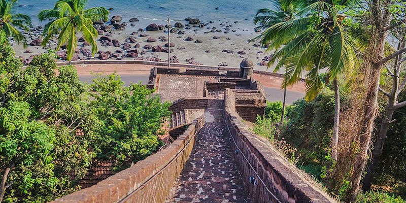 Reis Magos Fort - Places to See in Old Goa