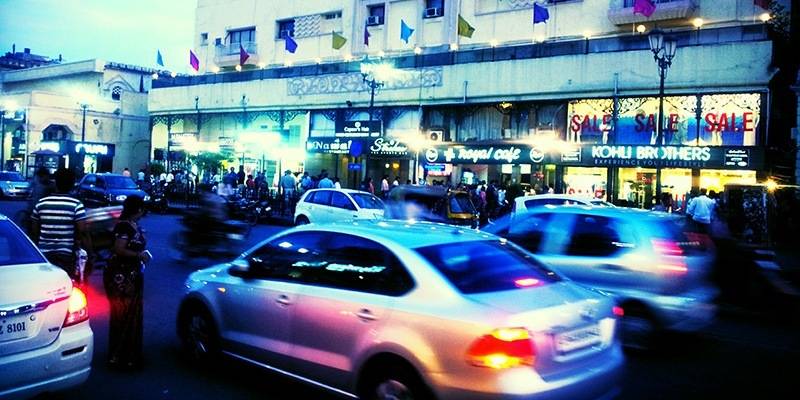Famous Shopping Streets of India - Lucknow